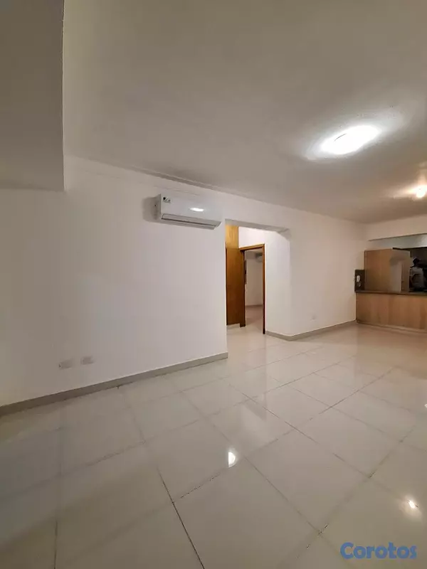 apartamentos - Rento apartamento sin amueblar en Bella vista torre con ascensor planta full  2