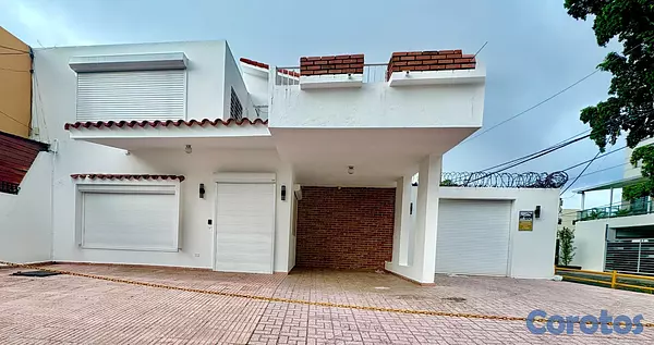 oficinas y locales comerciales - LOCAL COMERCIAL EN ALQUILER DETRAS DE LA NUNEZ DE  3