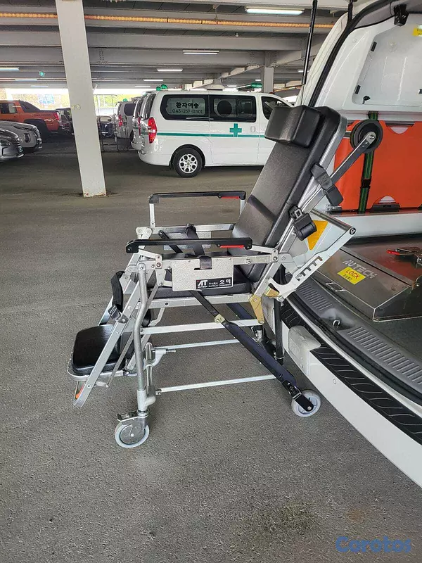 otros vehiculos - HYUNDAI GRAND STAREX AMBULANCIA 2017 18