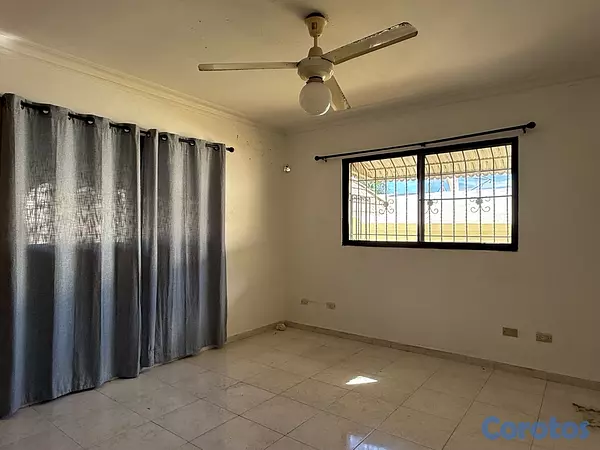 apartamentos - independencia km 71/2 segundo piso tres hab de 147 metros y 11 paq. RD 8,600,00” 15