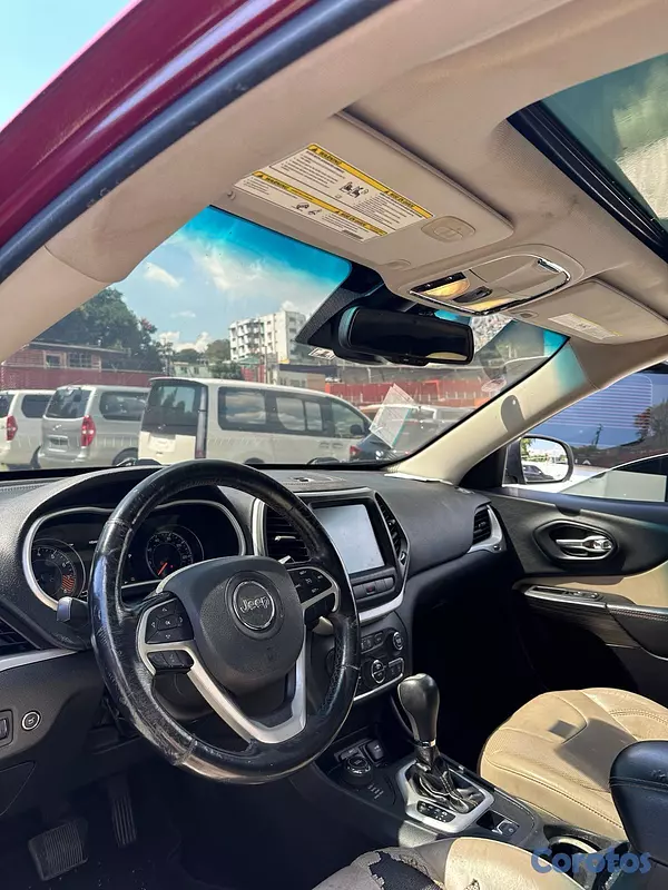 jeepetas y camionetas - JEEP CHEROKEE 2015 LIMITED 2