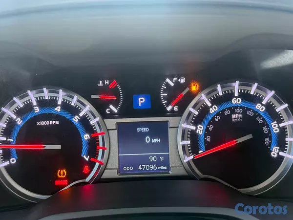 jeepetas y camionetas -  Toyota 4 Runner Limited 2019 3