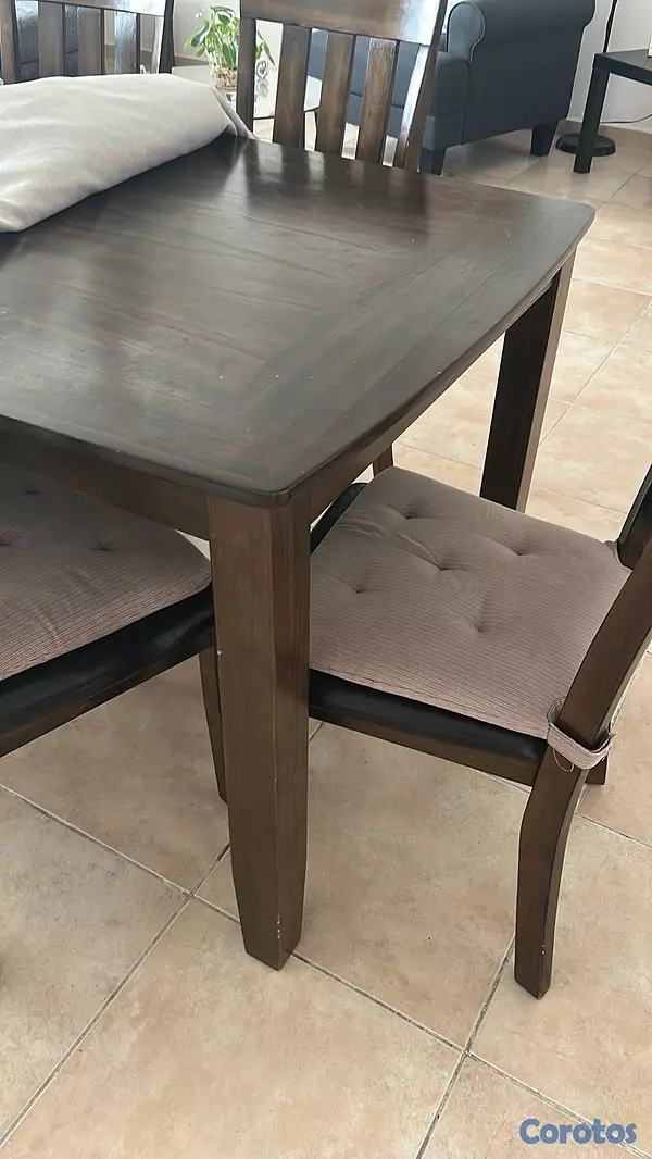 muebles y colchones - Juego de comedor de 6 sillas en madera Roble. Sillas con asiento en cuero negro 5