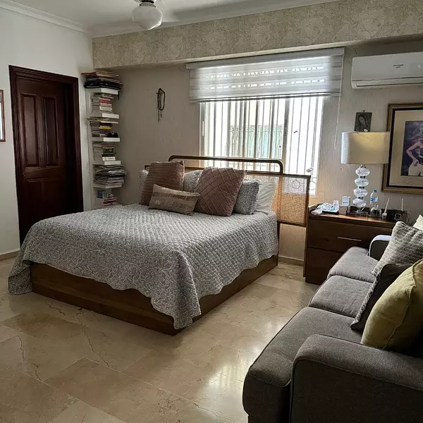 apartamentos - Apartamento en venta 📍Evaristo Morales    3