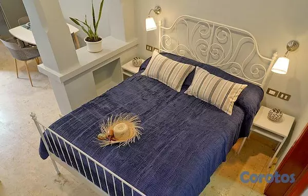 casas - En Venta propiedad en la Zona Colonial Reformada con 2 Estudios 5