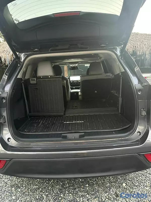 jeepetas y camionetas - Toyota higlander xle 2024 2