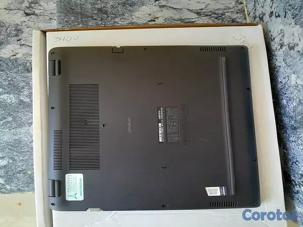 computadoras y laptops - Me la acaban de enviar cuentas con sus accesorios  9