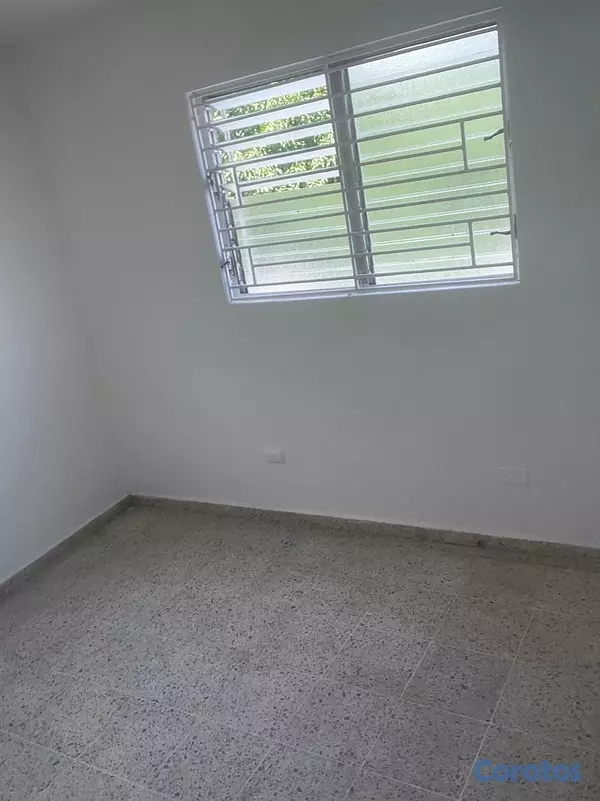 apartamentos - Apartamento en Alquiler en Renacimiento. 2do piso. 7