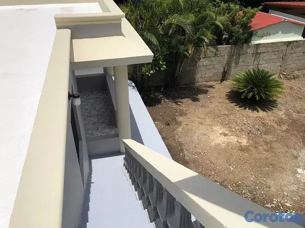 casas - Se vende Amplia Casa En Santiago  13
