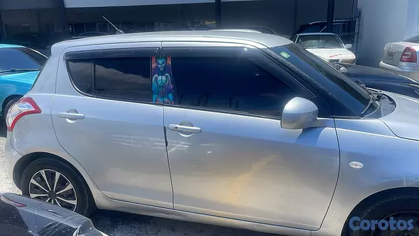 carros - Suzuki Swift  japonés cualquier interés puede comunicar conmigo 420 negociable 5