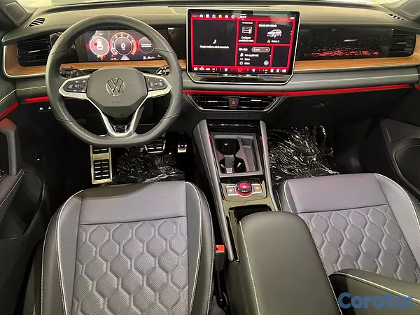 jeepetas y camionetas - Volkswagen Tiguan R Design 2026 11