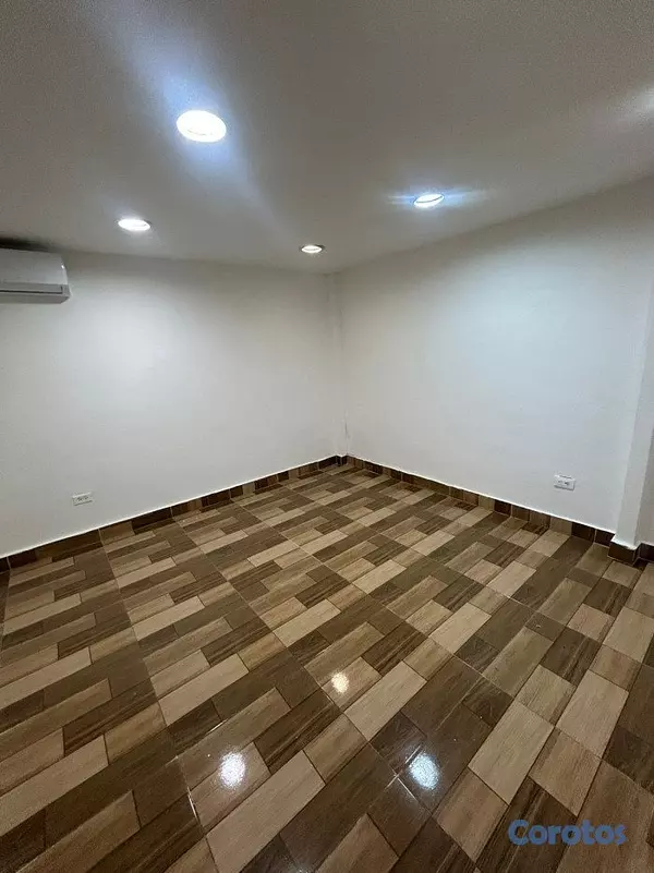 oficinas y locales comerciales - Oficina en Alquiler en Piantini – Plaza Central (A 2
