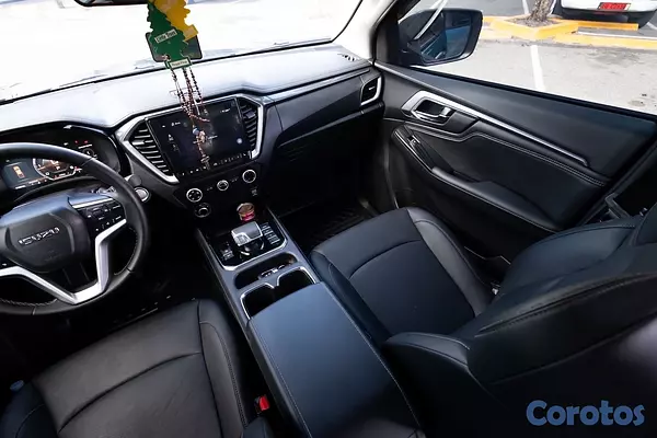 jeepetas y camionetas - Isuzu Dmax Europea 2025 9