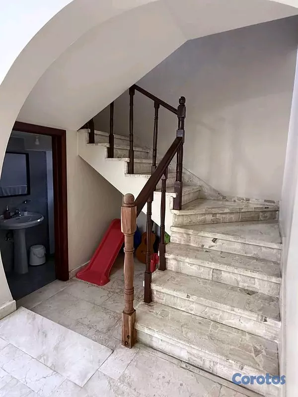 casas - Venta de Casa en Los Cacicazgos de oportunidad  2