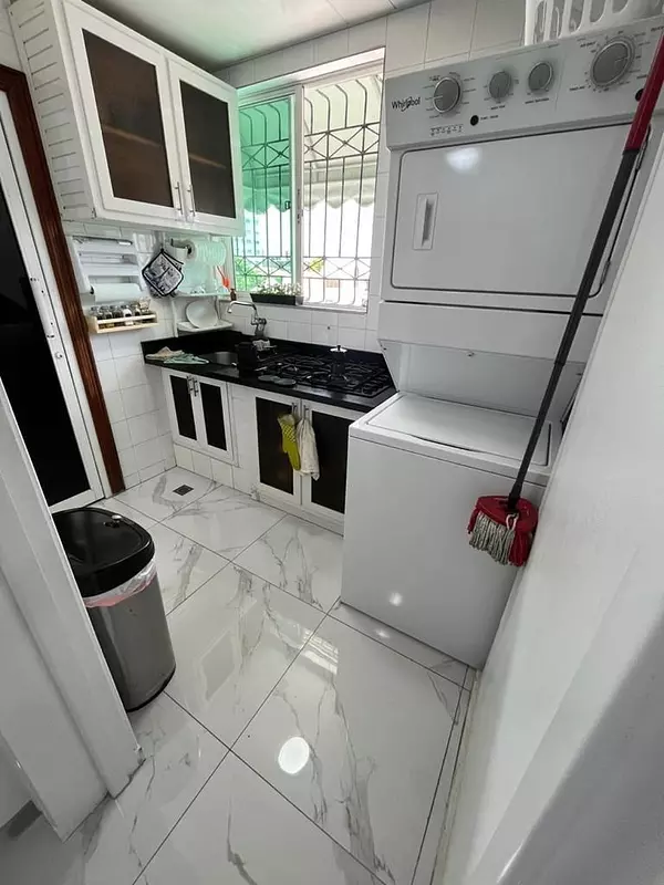 apartamentos - Vendo apartamento Ensanche nacoMetros.2323Hab, 2parqusd 8