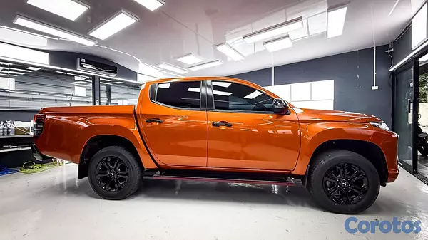 jeepetas y camionetas - Mitsubishi L200 Sportero 2024  2