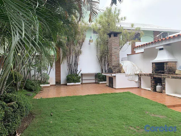 casas - Casa de 4 habitaciones 3 baños en alquiler en Bell 4