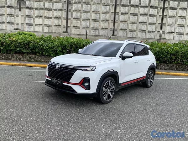 jeepetas y camionetas - Changan CS35 Plus, excelente estado, cómoda, moderna y lista para usar. 7