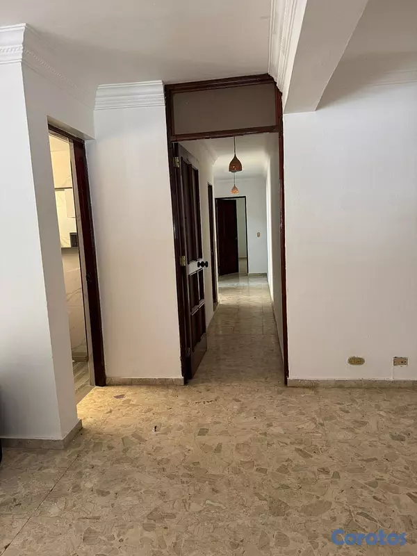apartamentos - Apartamento exclusiva Av. Anacaona Torre Mirador I 4
