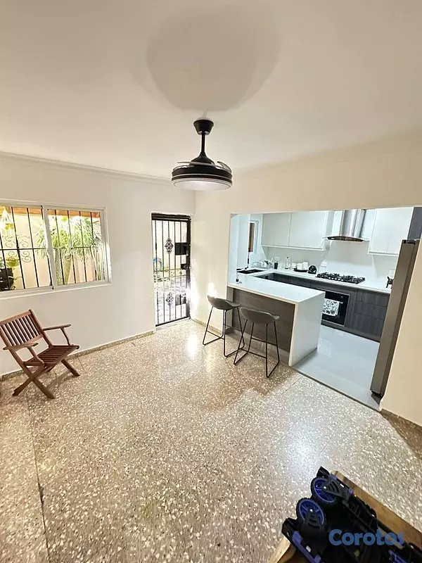 casas - Casa de 3 habitaciones 2 baños en venta en Ciudad  7