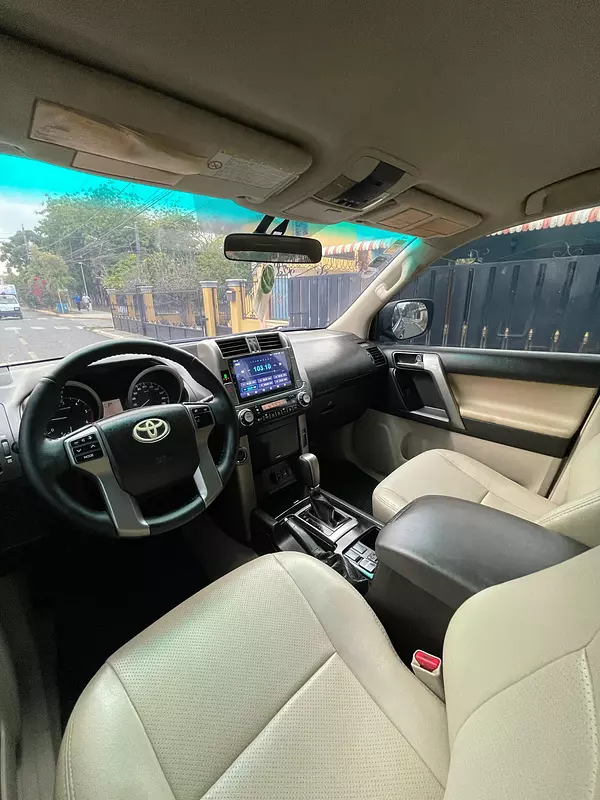 jeepetas y camionetas - Toyota land cruicer prado txl 2012 6