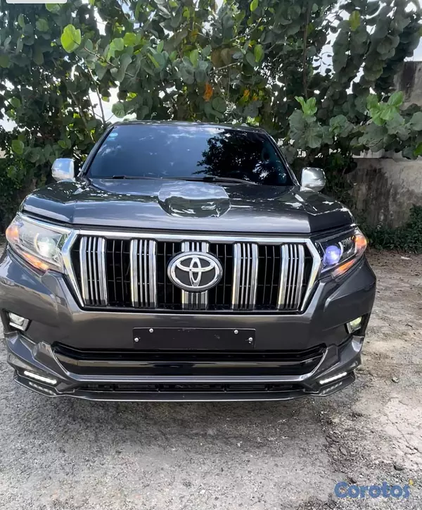 jeepetas y camionetas - TOYOTA PRADO TXL 2014, DOBLE KIT 2022, PANTALLA GR 17