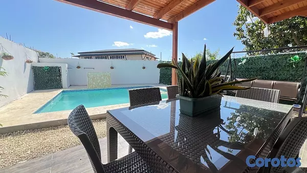 casas vacacionales y villas - venta de Villa  en punta cana amueblada con piscina República Dominicana  6