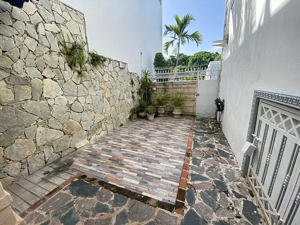 casas - Vendo hermosa y acojedora Casa en Arroyo Hondo III  8