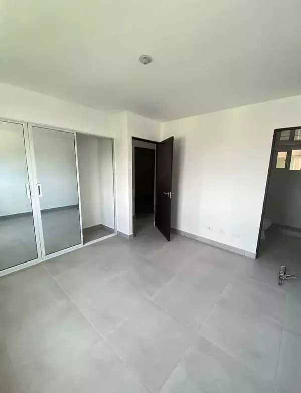 apartamentos - Apartamento en el Mirador Sur 
92 mst
3hab
US$850 7