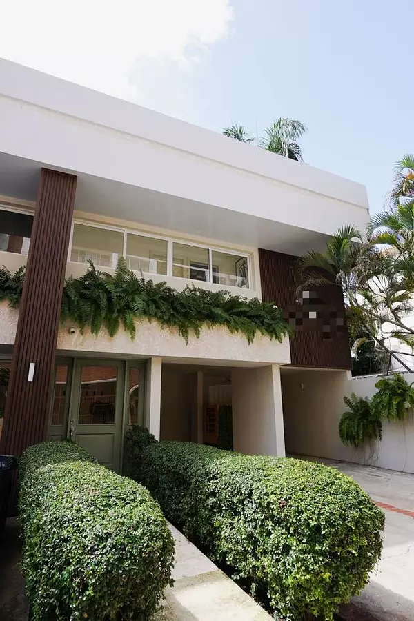 oficinas y locales comerciales - 🔵Alquilo local 2 niveles amueblado para oficina en naco  520 mts 
 2