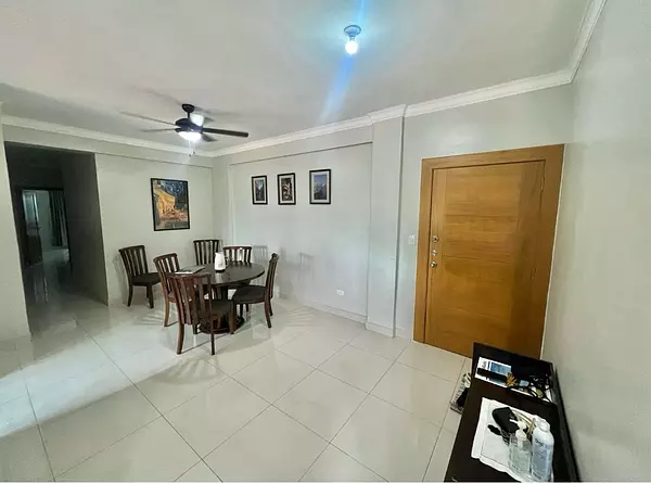 apartamentos - Vendo apto urbanización Fernández US 198,000Mantenimiento $ 4000 125 mts. 3HB 4