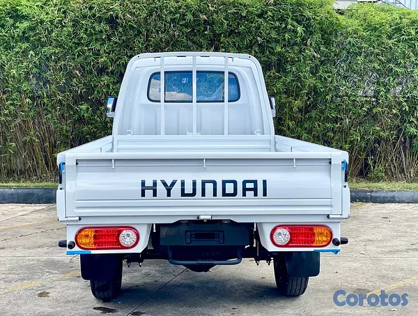 camiones y vehiculos pesados - HYUNDAI H-100 2026 5