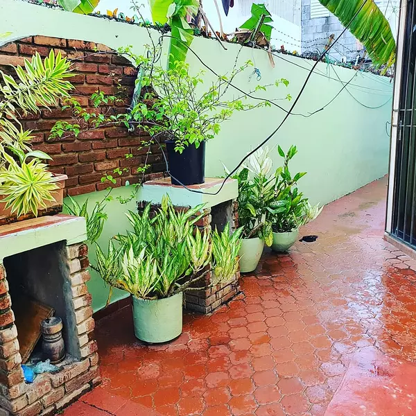 casas - Se vende casa en Av. Independencia 4