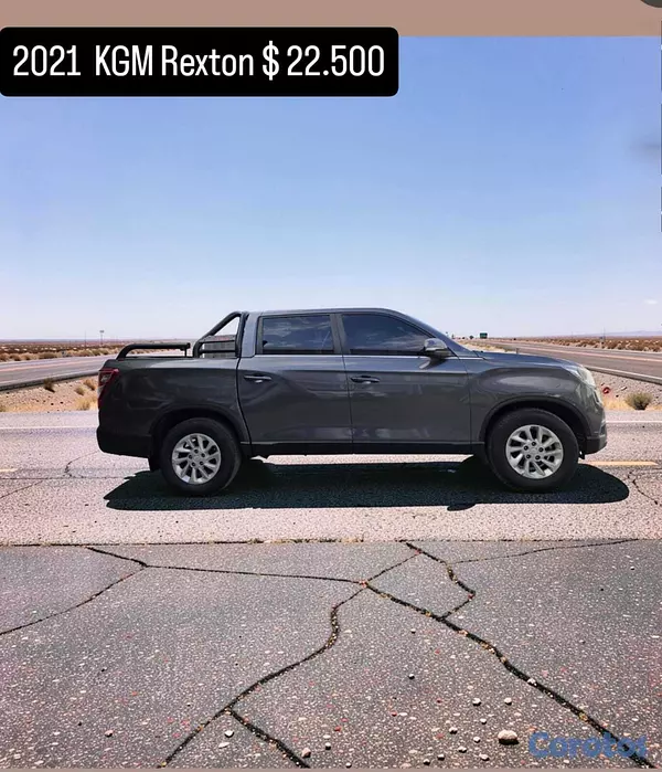 jeepetas y camionetas - KGM REXTON 2021 GRIS OSCURO DIESEL 10