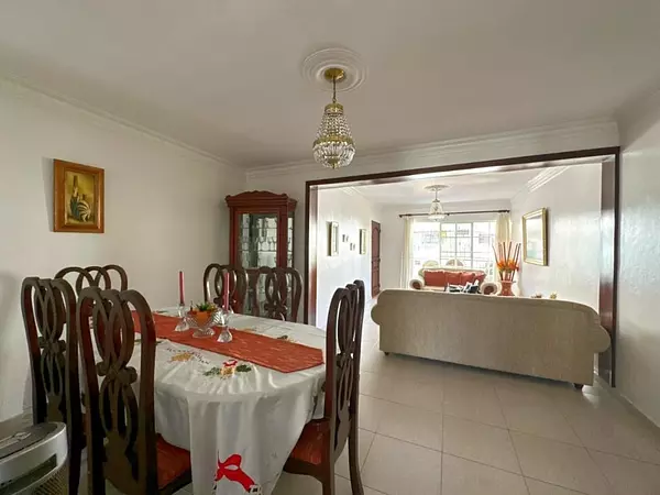apartamentos - Se vende apartamento en Mirador Sur 8
