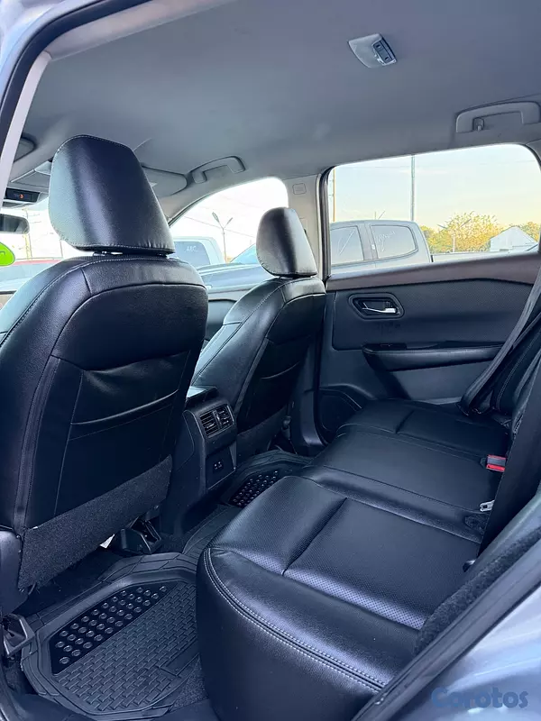 jeepetas y camionetas - Nissan Rogue SV 2021 
 10
