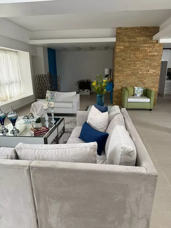 apartamentos - Amplio apartamento en venta con excelente ubicación, Bella Vista 
RD$22,500,000
 8