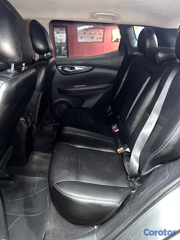 jeepetas y camionetas - Nissan Rogue SV Sport 2017 4