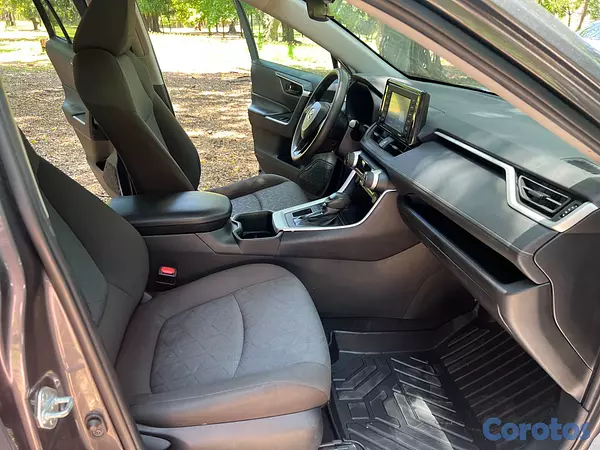 jeepetas y camionetas - Toyota RAV4 XLE 2022 5