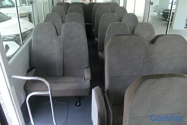 camiones y vehiculos pesados - Toyota Coaster 2026 2