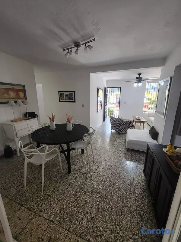 casas - Casa de 3 habitaciones en venta en Av. Independenc 6
