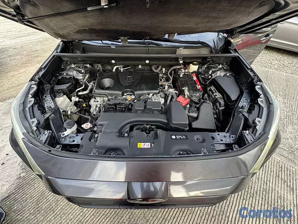 jeepetas y camionetas - Toyota Rav4 XLE 2022 8