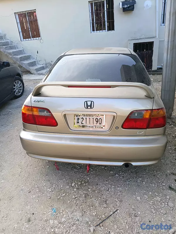 carros - civic 2000 sin detalle todo nitido estoy en sancritobal solo interesado LX ameri 7