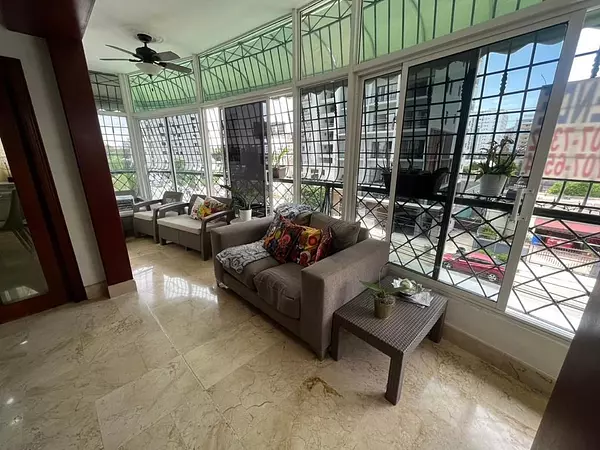 apartamentos - Vendo apartamento Ensanche nacoMetros.2323Hab, 2parqusd 6