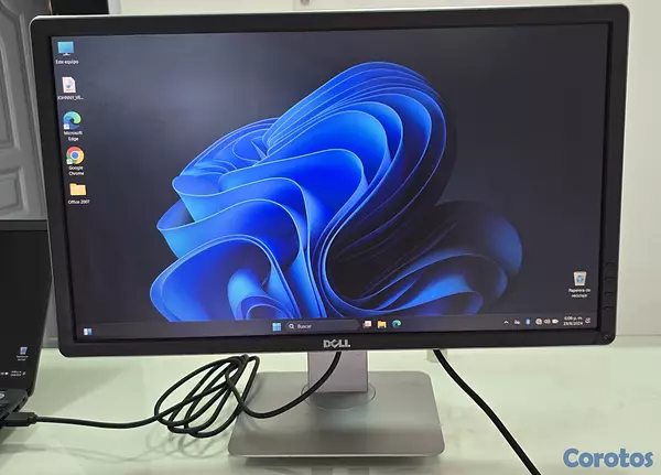 computadoras y laptops - Monitor Dell 24 Pulg full 1080p hdmi  Pantalla giratoria usb  3