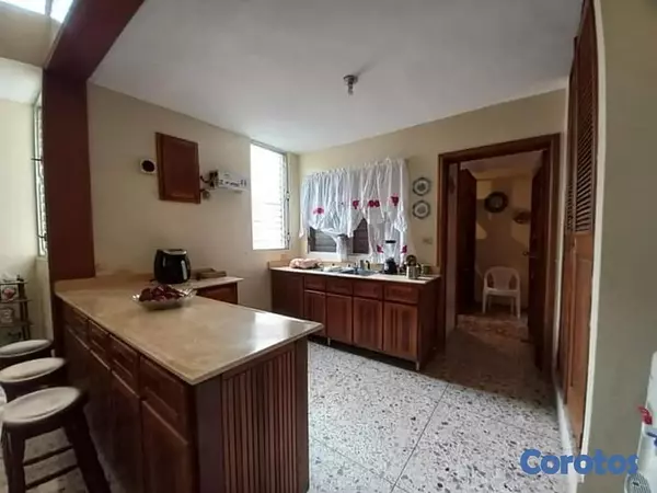 casas - Venta de Casa en Los Cacicazgos a Remodelar 3