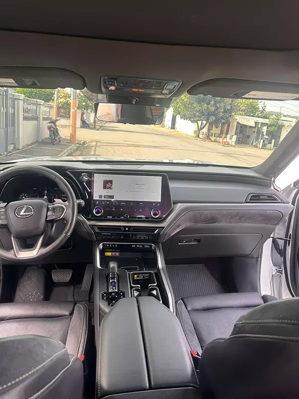jeepetas y camionetas - lexus th 350 2024  4