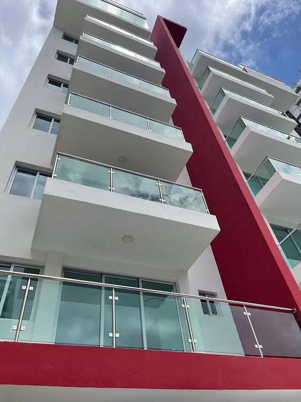 apartamentos - Apartamento 6to Nivel con Ascensor en La Rinconada  2