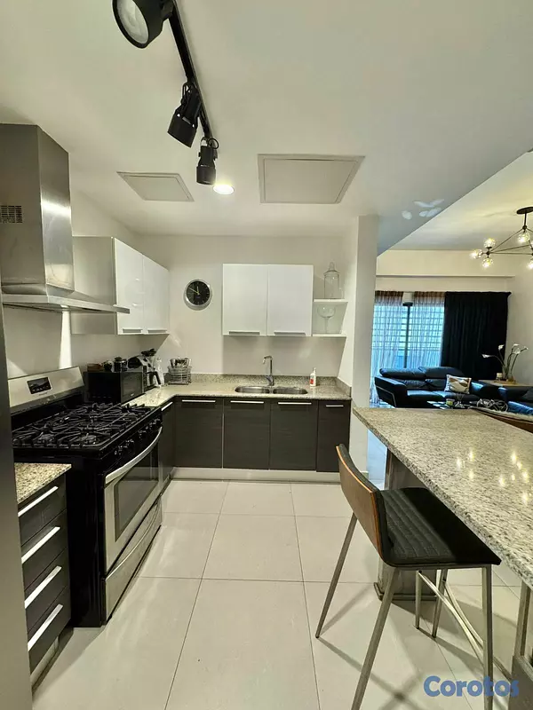 apartamentos - Alquilo apartamento amueblado en Piantini  8