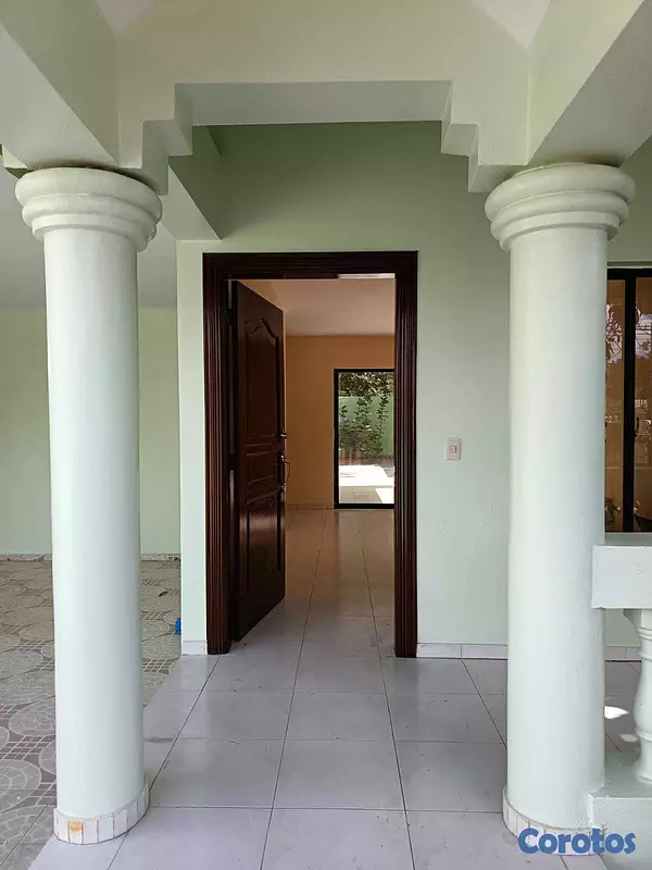 casas - Casa Próx. A Carretera Mella Con Chales De Gaulle  3